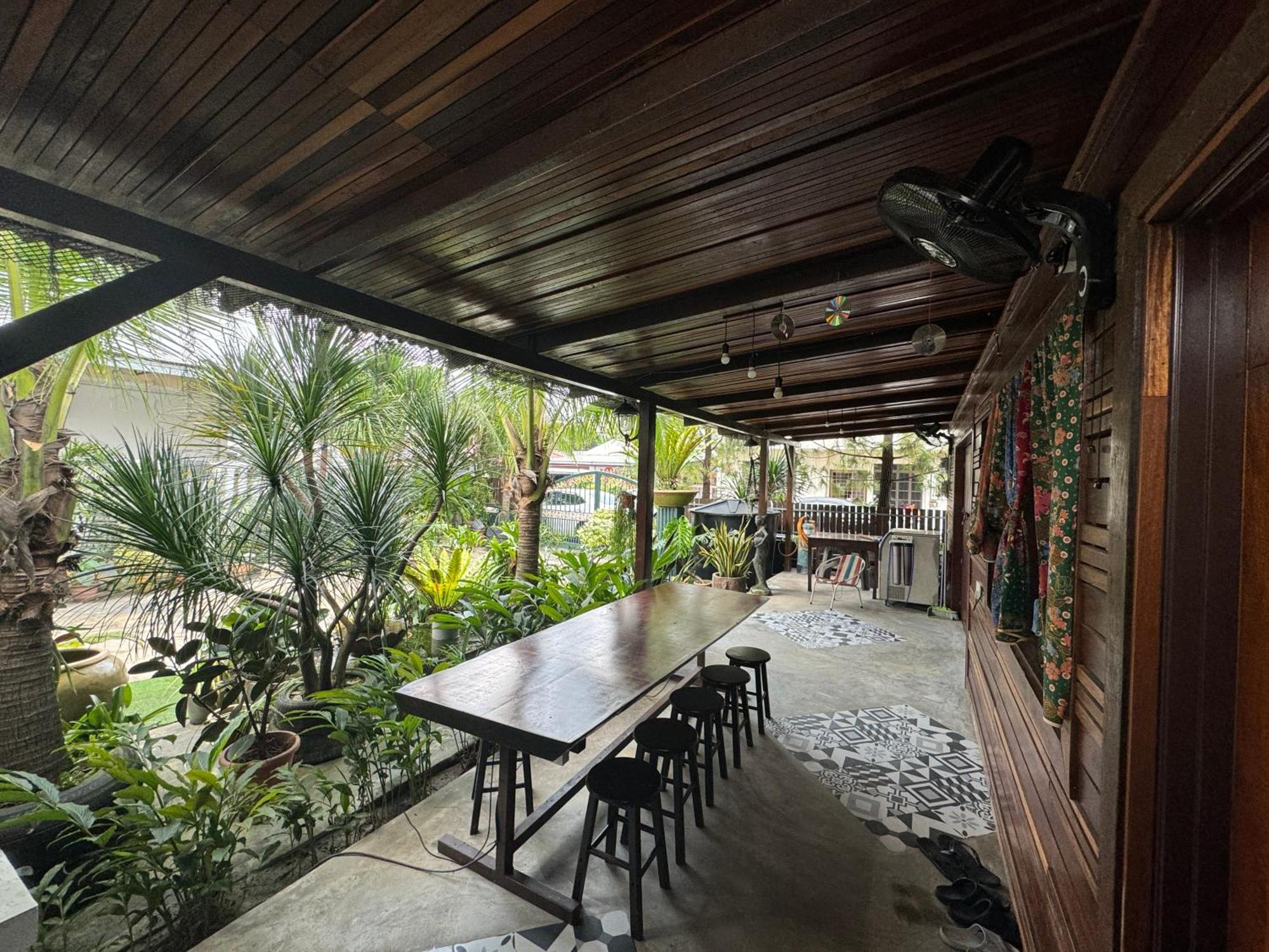Pj Little Bali