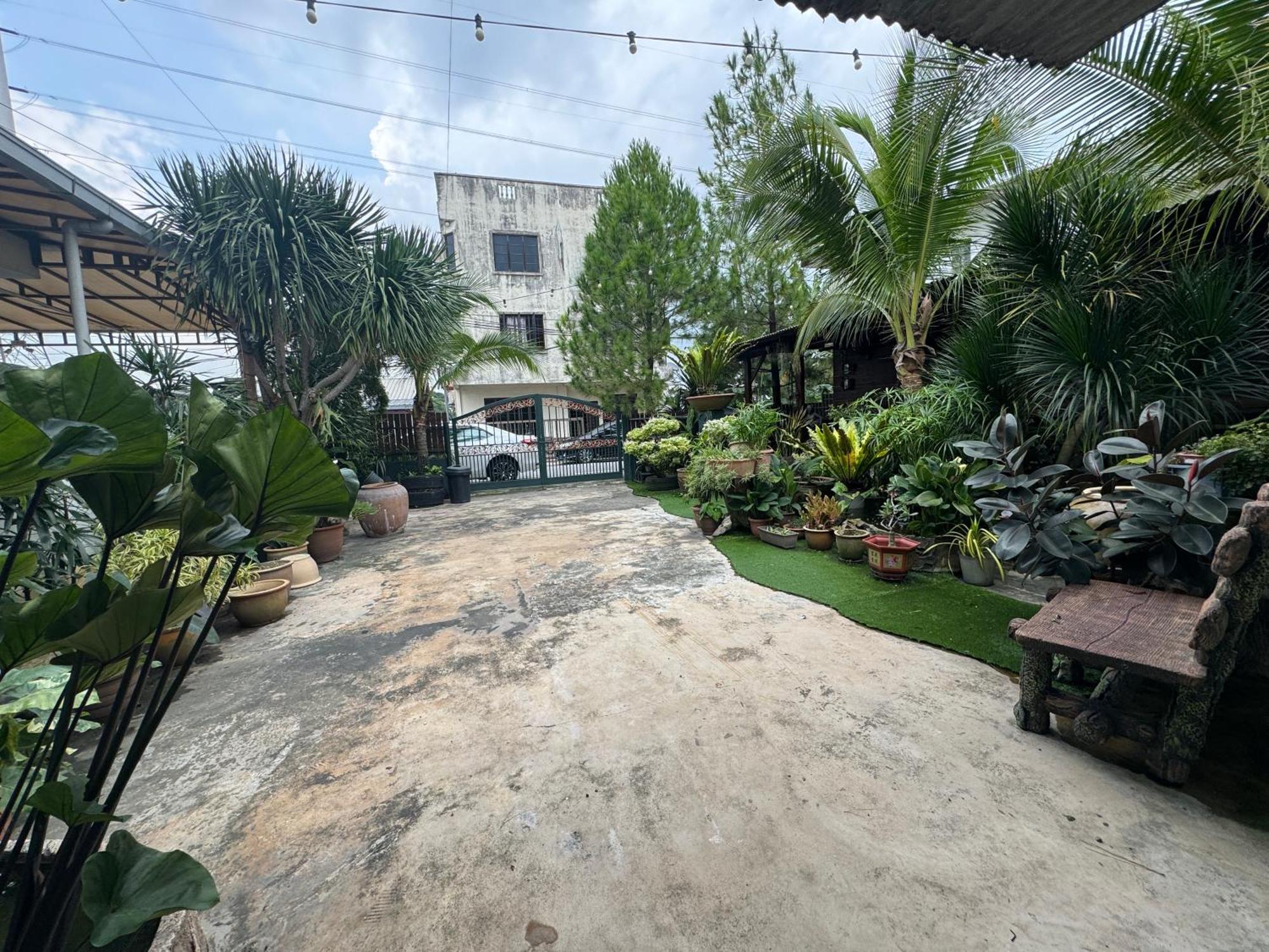 Pj Little Bali Holiday home Petaling Jaya